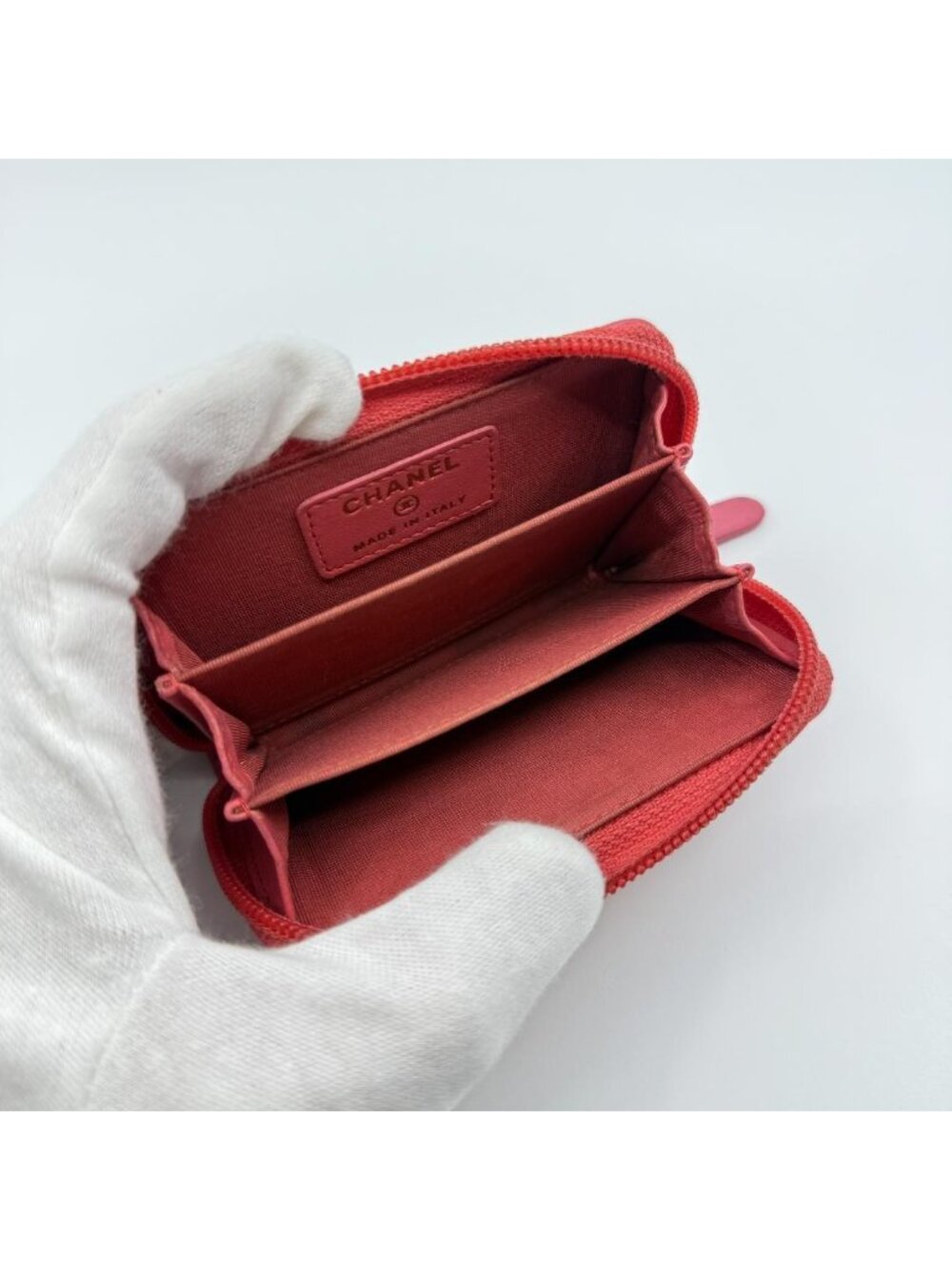 Chanel Card Case Coin - Picture 11 of 13